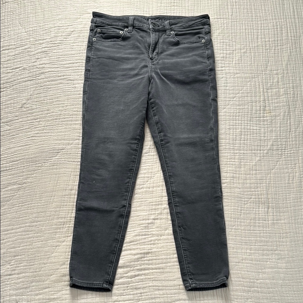 American Eagle Outfitters Dark Gray Light Black Skinny Jeans - Size 12 Short